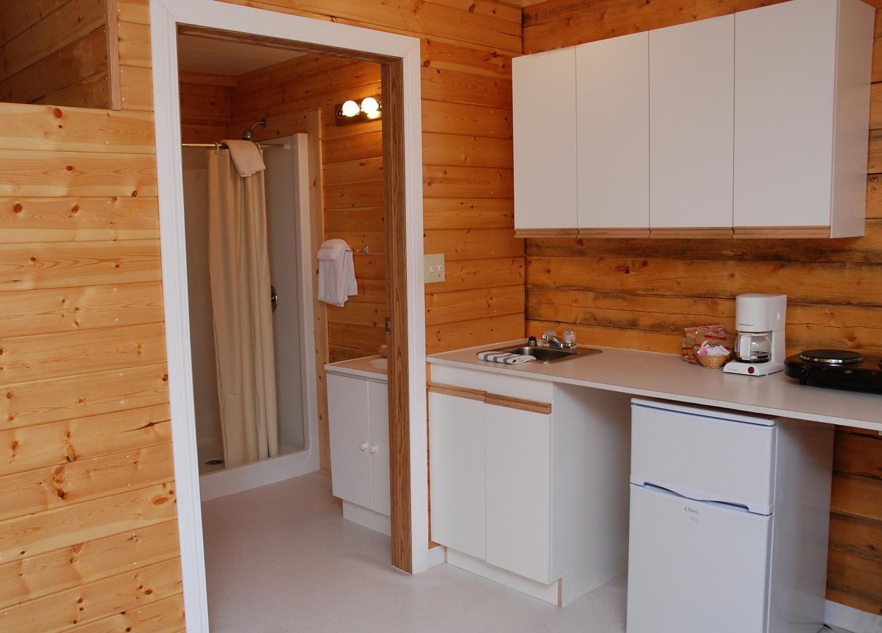 Triple J Hotel Dawson City Bagian luar foto