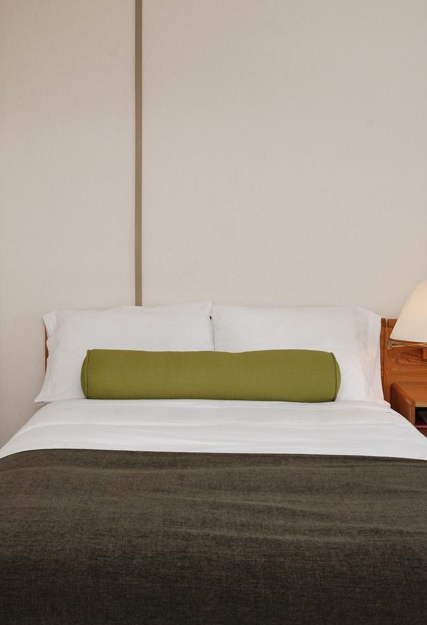 Triple J Hotel Dawson City Bagian luar foto