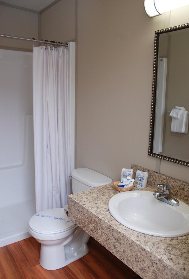 Triple J Hotel Dawson City Bagian luar foto
